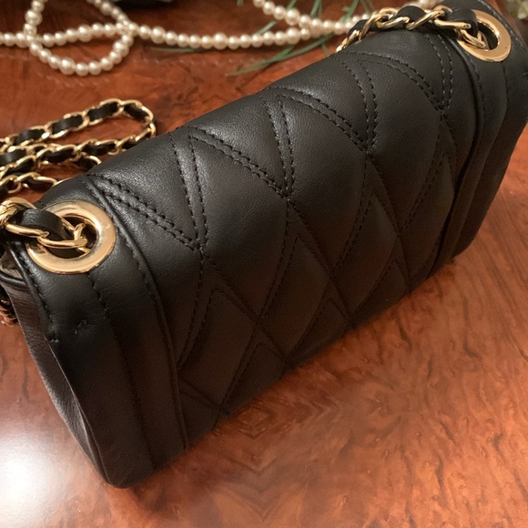 Valentino Leather Shoulder Bag Gold/Leather Chain - Picture 6 of 12